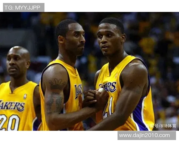 本华莱士与奥尼尔的巅峰对决谁能笑到最后的篮球传奇之战